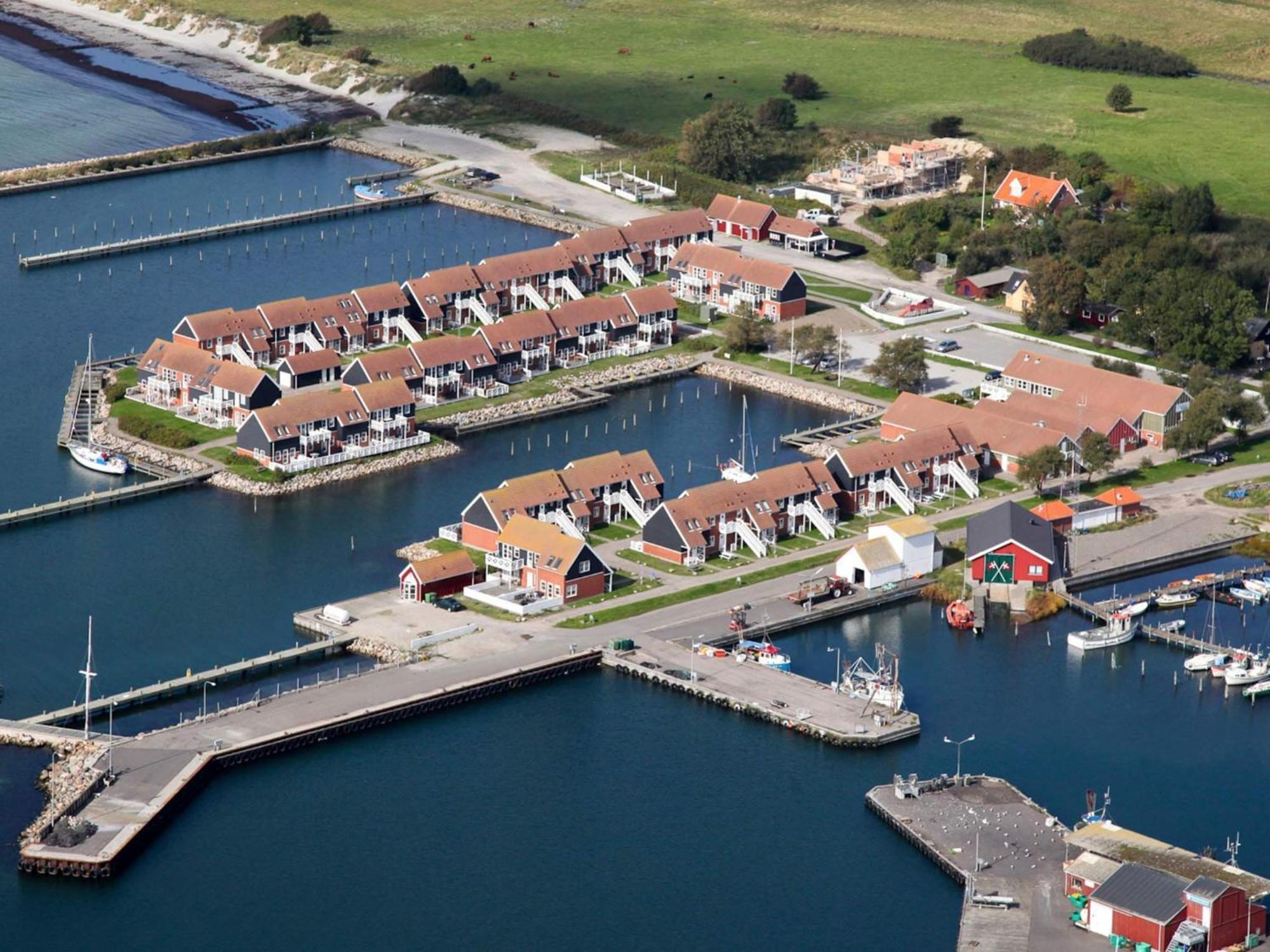 4 Person Holiday Home On A Holiday Park In Borre Buitenkant foto